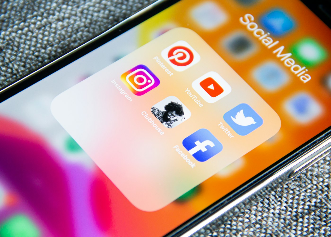 Reclame pe Facebook și Instagram